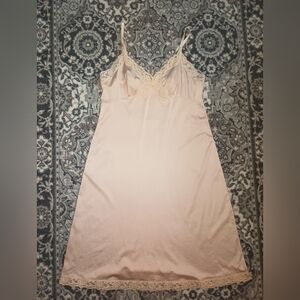 Vintage Vassarette Lace Satin Slip Dress Size M 36 Light Pink Coquette Romantic